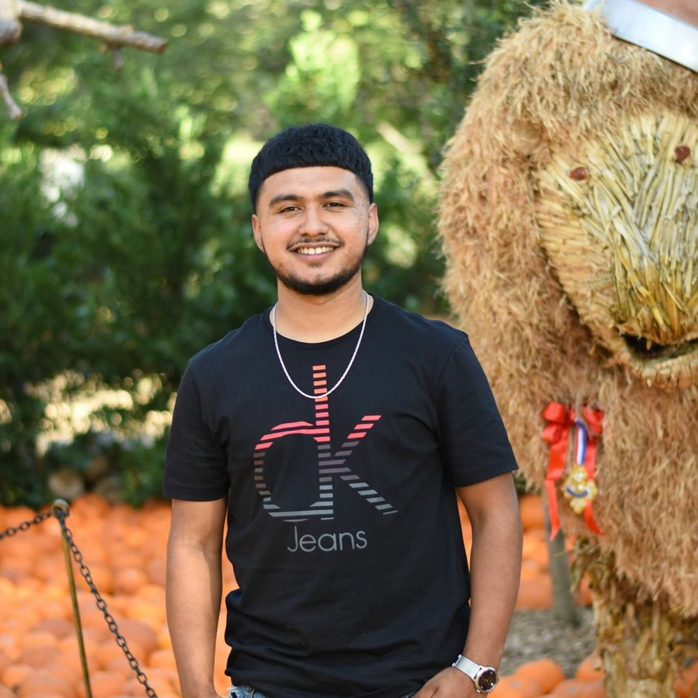 Meet your Posher, Alexander